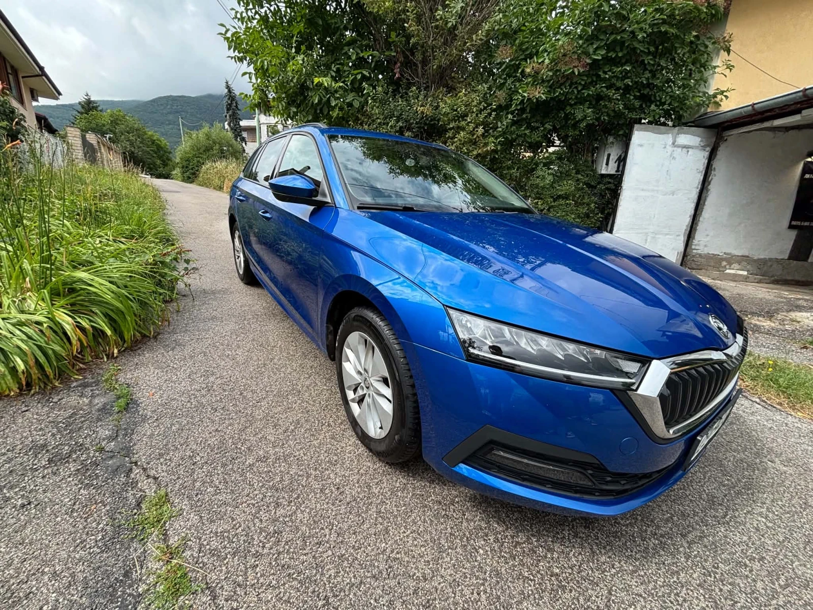 Skoda Octavia Ambition plus, снимка 3 - Автомобили и джипове - 55545723