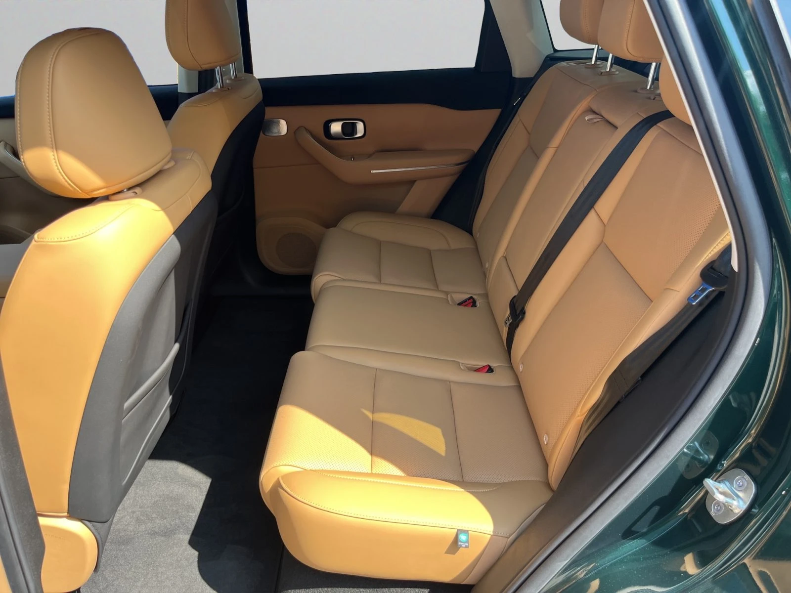 Leapmotor C10 DESIGN BEV LONG RANGE 220kW 81, 9kWh//2605561, снимка 11 - Автомобили и джипове - 55626386