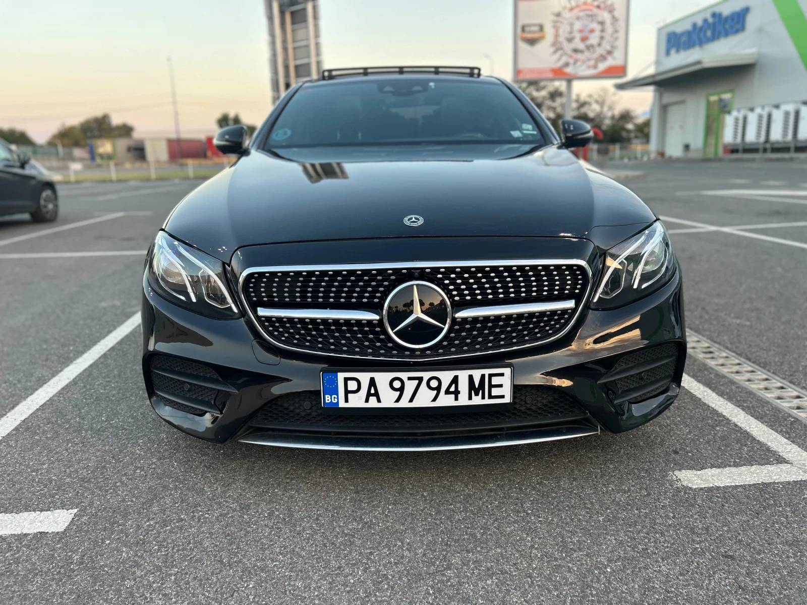 Mercedes-Benz E 220 AMG/Panorama/Ful extri