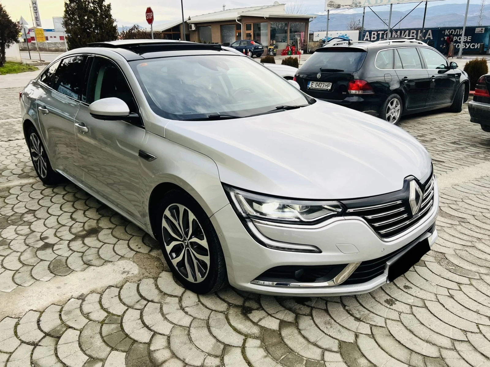 Renault Talisman 1.6 160 пано автомат, снимка 3 - Автомобили и джипове - 56010579