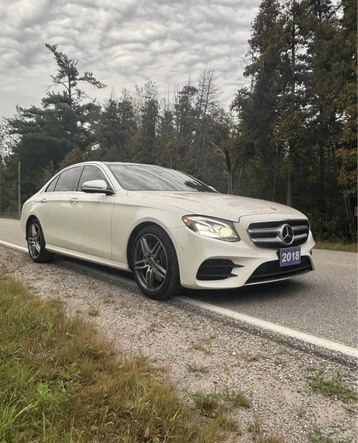 Mercedes-Benz E 400 4MATIC * AMG * HEAD UP * BURMESTER * ДИГИТАЛ * , снимка 7 - Автомобили и джипове - 56156229