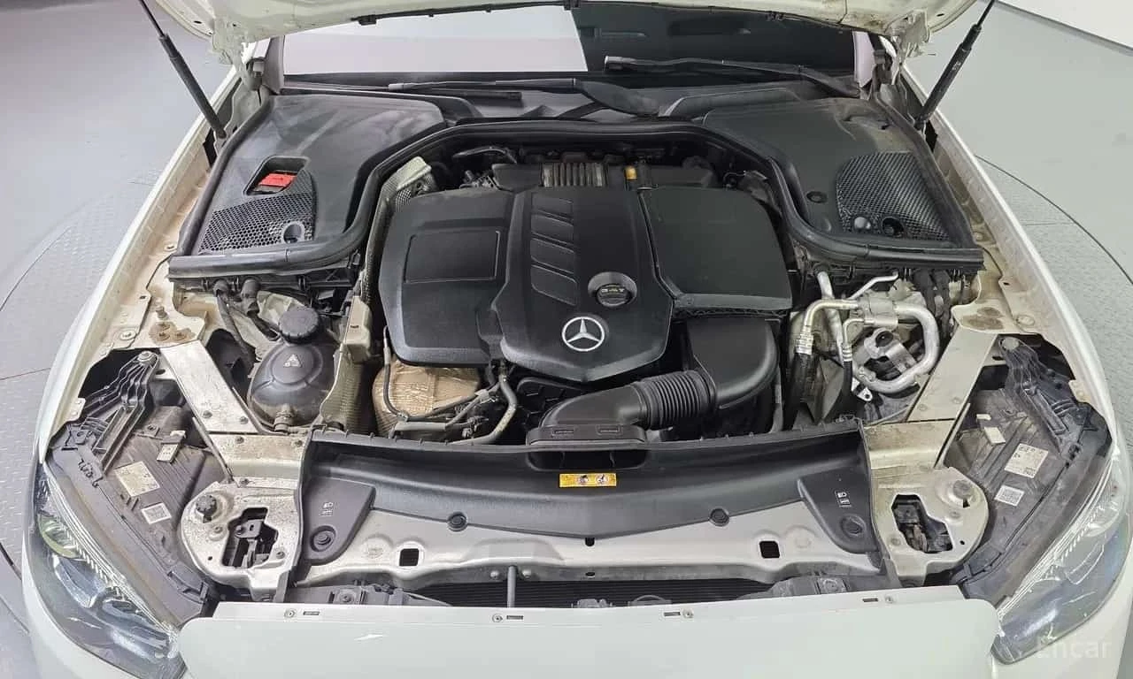 Mercedes-Benz E 220 4MATIC AMG Line /�������/���������/360 | Mobile.bg � ����������� 6