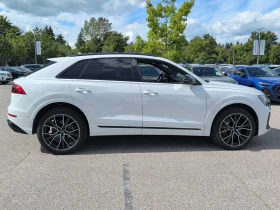 Audi Q8 * Progressiv * BLACK OPTIC* DIS* ОБДУХВАНЕ* , снимка 3