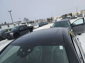 Mercedes-Benz GLC * 300 * ДИСТРОНИК* ПАНО* ПОДГРЕВИ, снимка 17 - Автомобили и джипове - 53644962