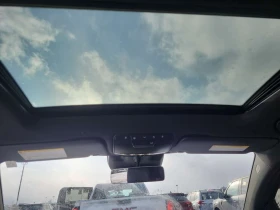 Mercedes-Benz GLC * 300 * ДИСТРОНИК* ПАНО* ПОДГРЕВИ, снимка 12 - Автомобили и джипове - 53644962