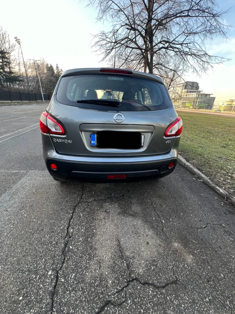 Nissan Qashqai Dci, снимка 8 - Автомобили и джипове - 48932660