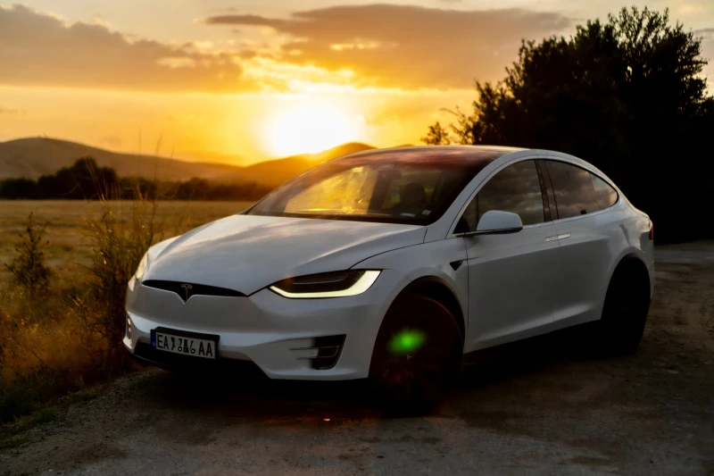 Tesla Model X Безплатно зареждане| EU| 6 седалки, снимка 6 - Автомобили и джипове - 52159881