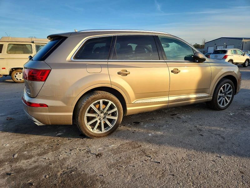 Audi Q7 3.0L 6 All wheel drive, снимка 6 - Автомобили и джипове - 53514146