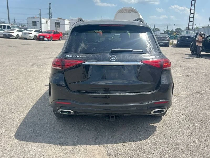 Mercedes-Benz GLE 350 * 4MATIC * КОМПЛЕКТ ГУМИ * ОПЦИЯ ЗА ФИНАНСИРАНЕ, снимка 3 - Автомобили и джипове - 55223405