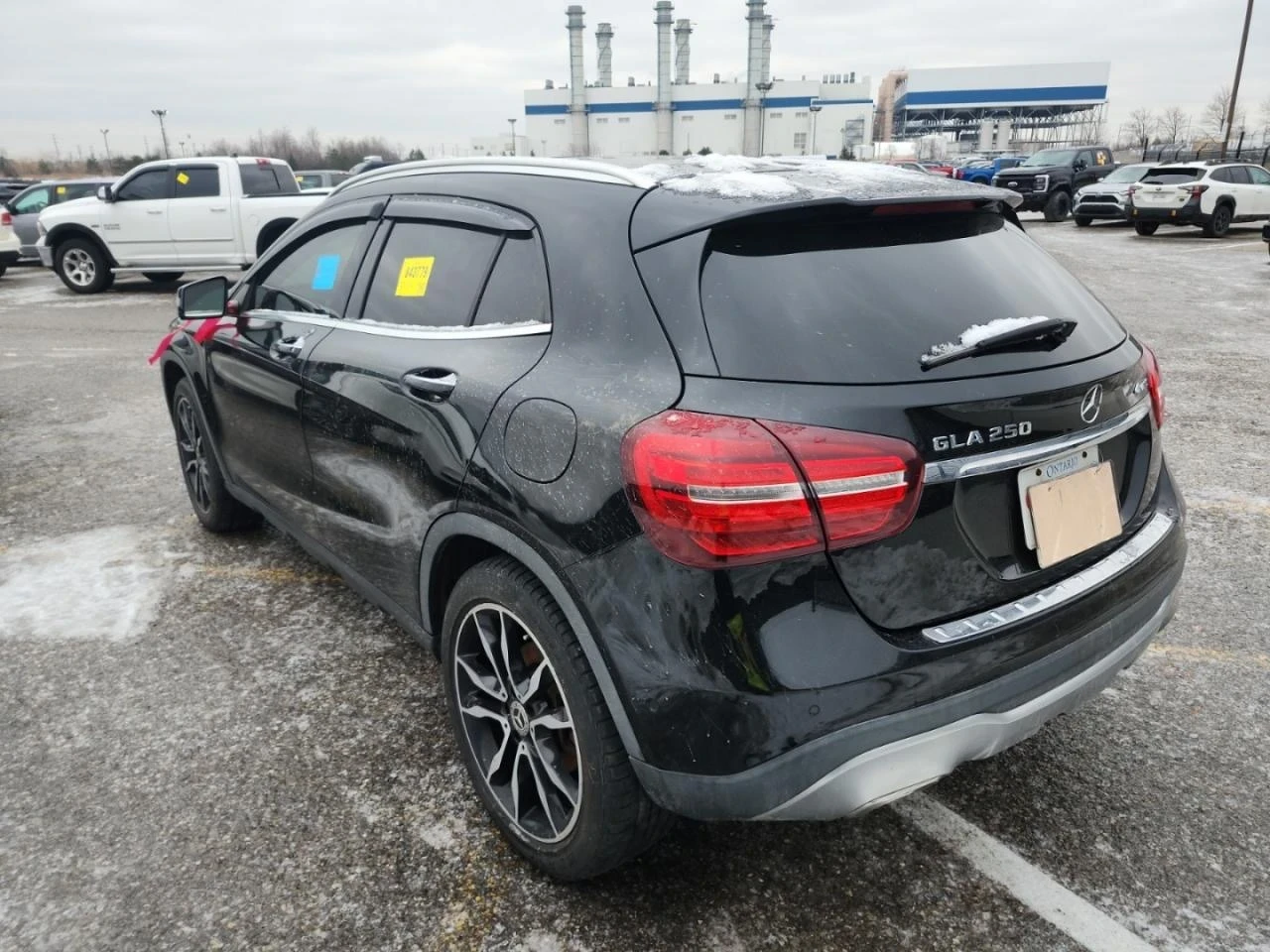 Mercedes-Benz GLA 250 4Matic* Keyless* Подгрев* Пано, снимка 6 - Автомобили и джипове - 54073112