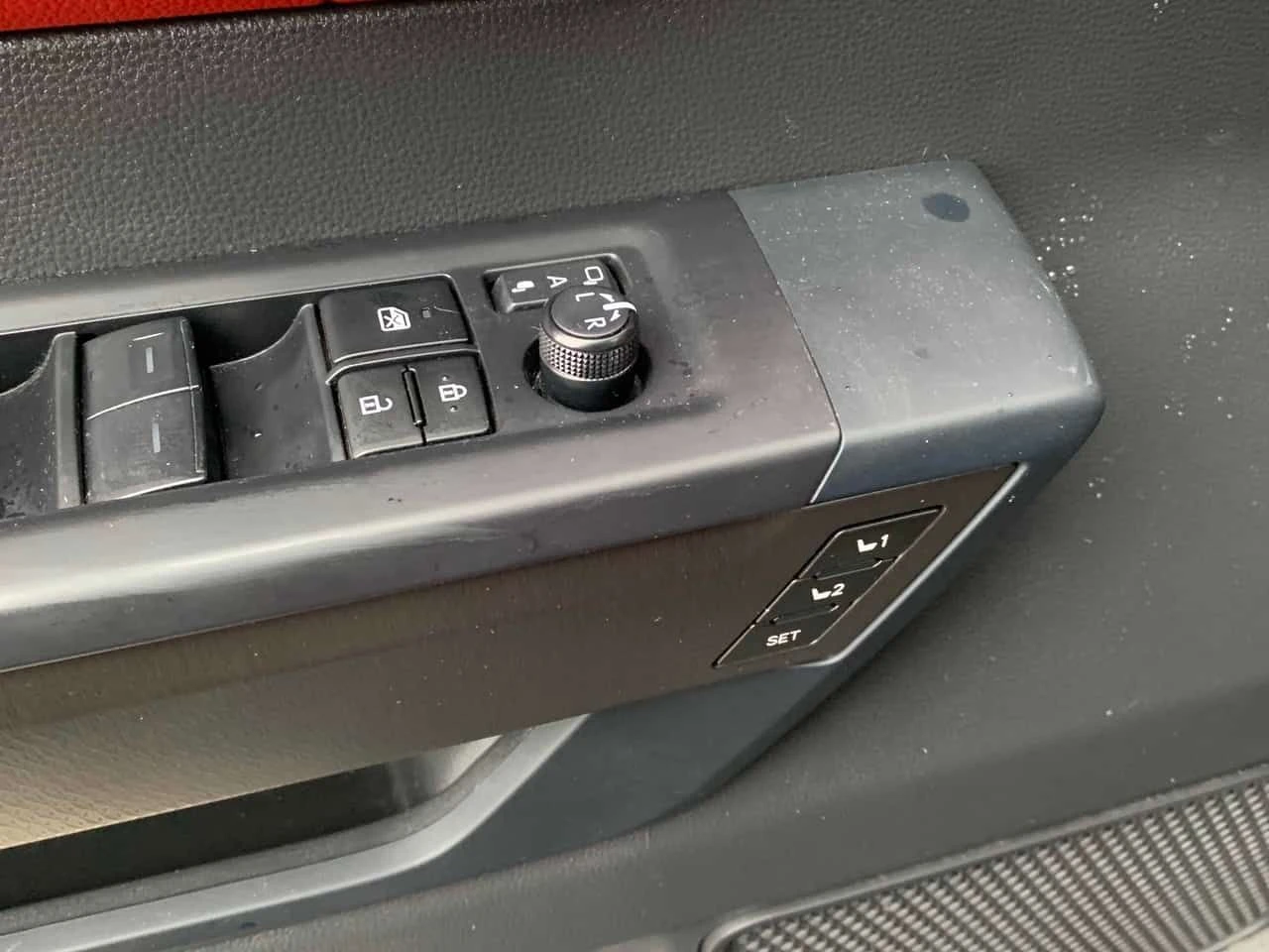 Toyota Tundra * Limited Hybrid * ДИСТРОНИК * 360 * ОБДУХВАНЕ, снимка 11 - Автомобили и джипове - 54585912