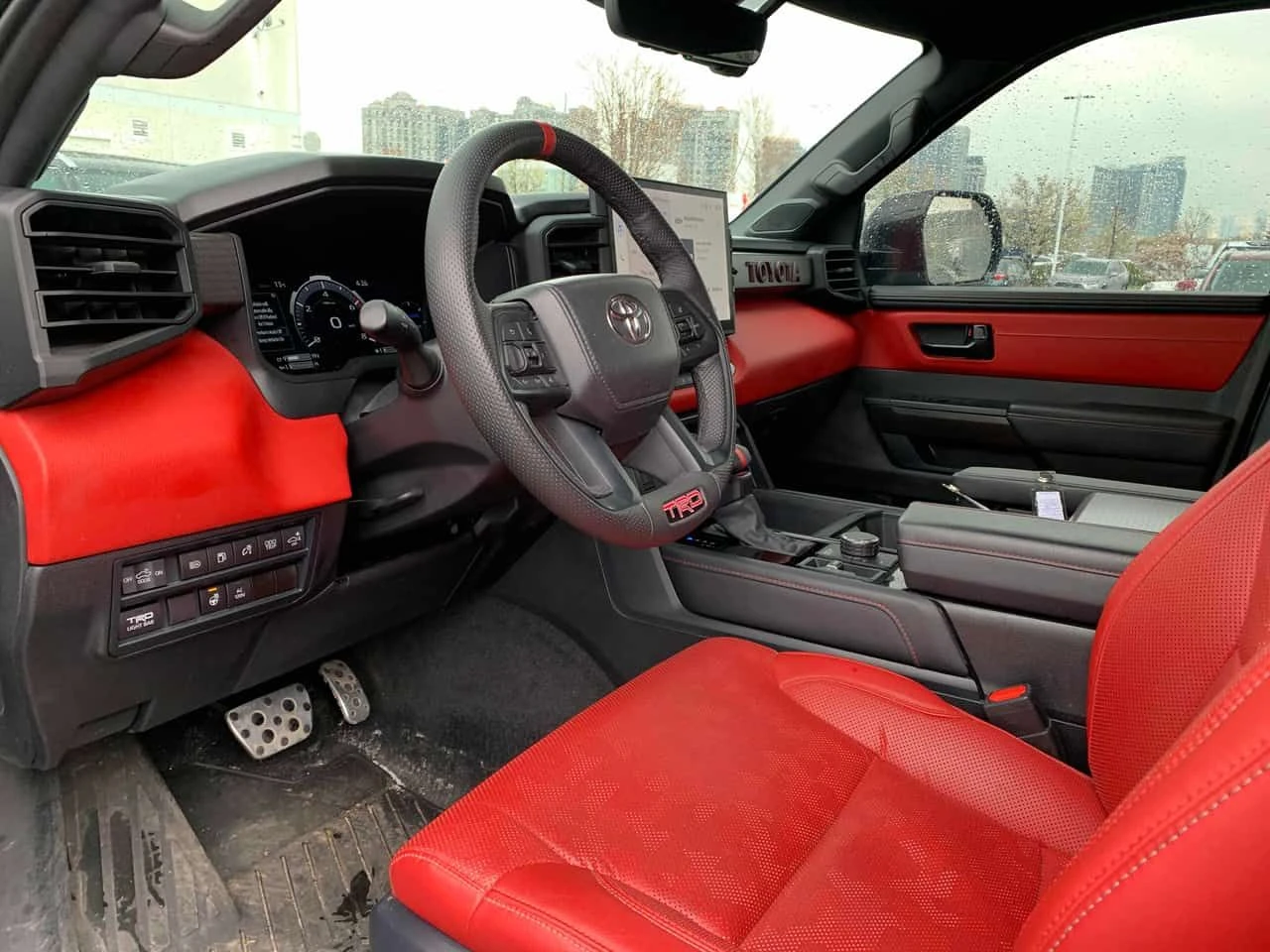 Toyota Tundra * Limited Hybrid * ДИСТРОНИК * 360 * ОБДУХВАНЕ, снимка 5 - Автомобили и джипове - 54585912