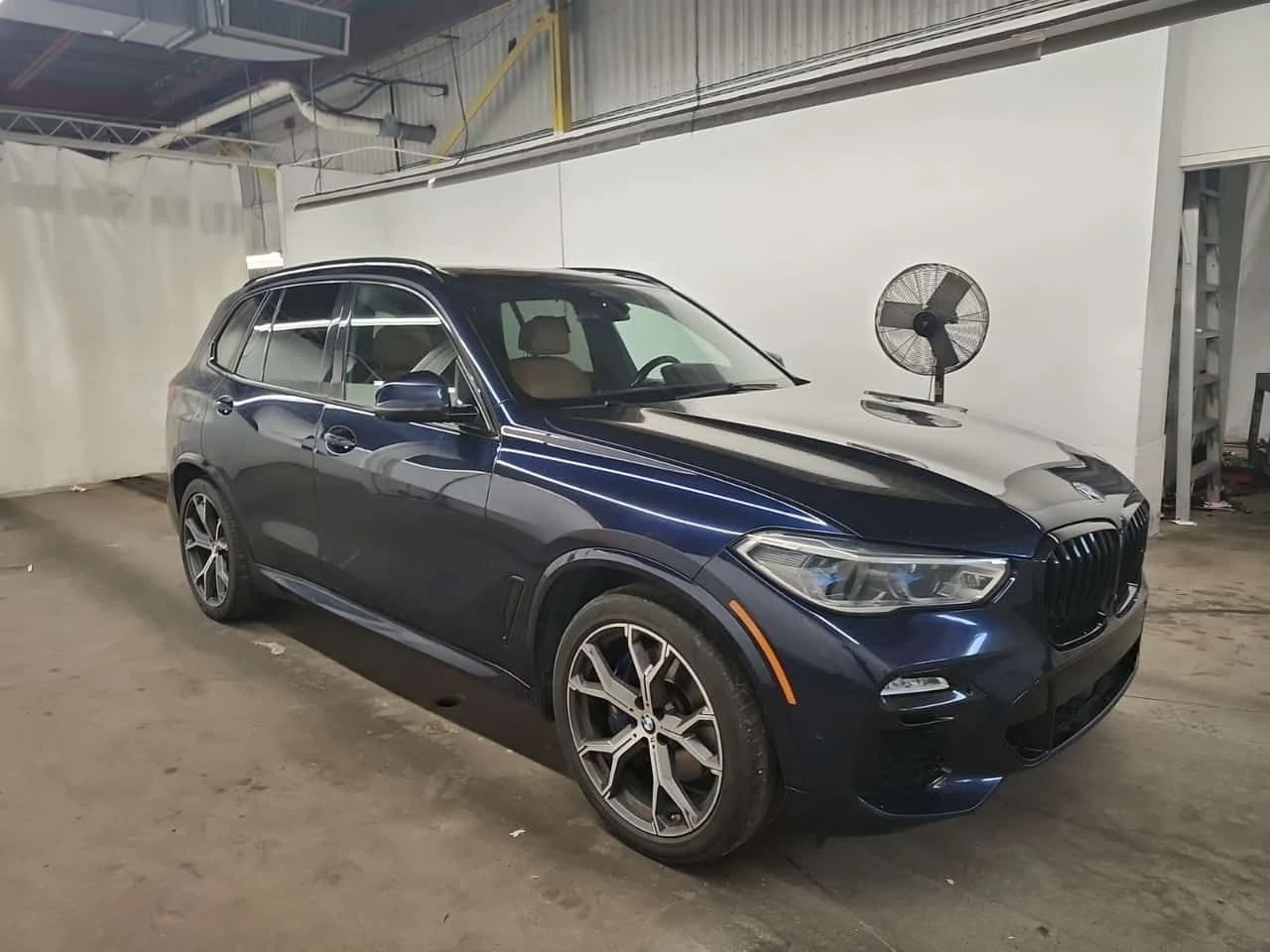 BMW X5 * xDrive40i * ПОДГРЕВИ * ПАНО * 2 КЛЮЧА * CARFAX *, снимка 2 - Автомобили и джипове - 54611680
