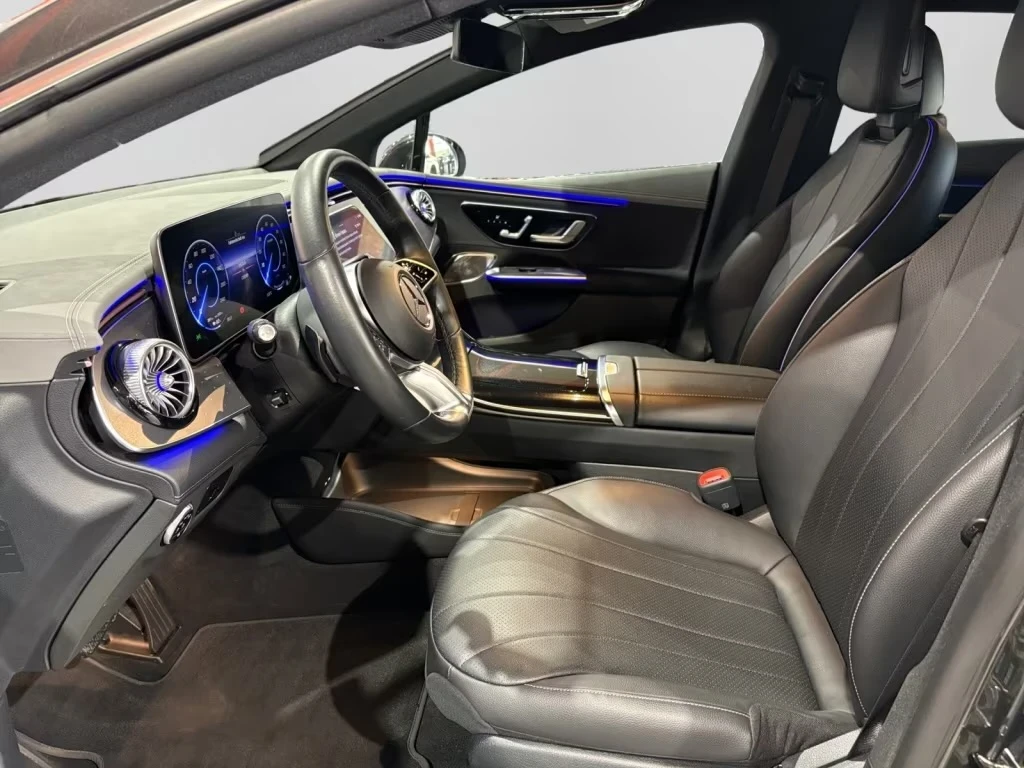 Mercedes-Benz EQE 300 Premium DISTR Dig.LED BURMESTER 360* Keyless, снимка 8 - Автомобили и джипове - 54621707