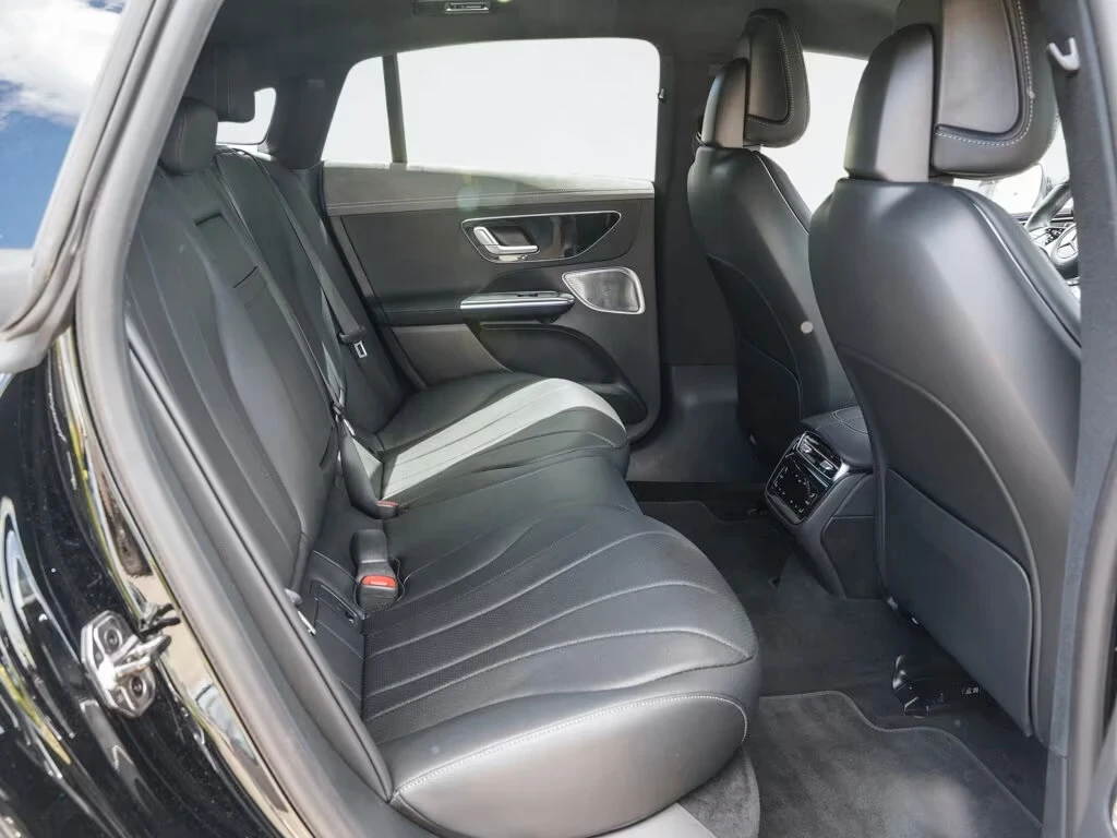 Mercedes-Benz EQE 300 Premium DISTR AIR Dig.LED BURMESTER 360* , снимка 13 - Автомобили и джипове - 55018820
