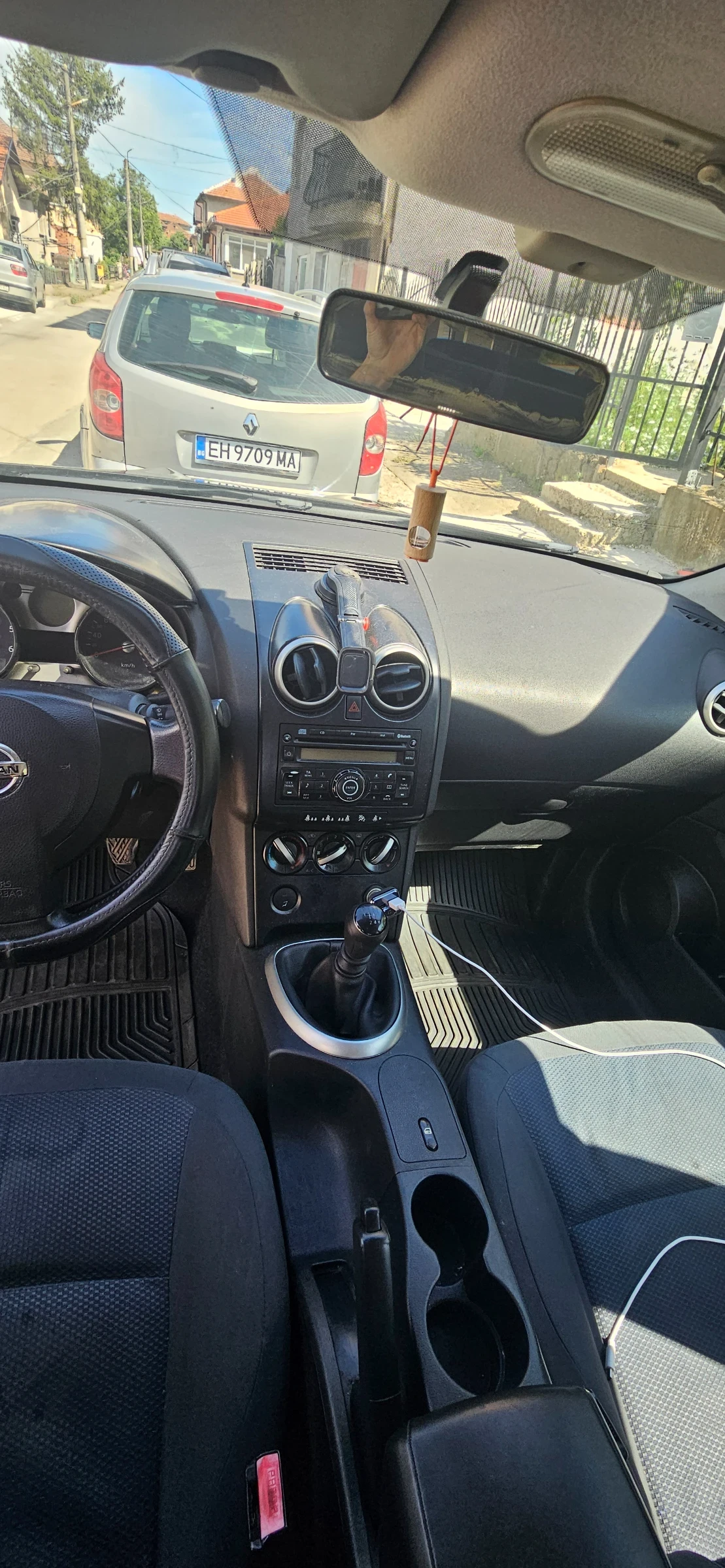 Nissan Qashqai, снимка 6 - Автомобили и джипове - 54721245