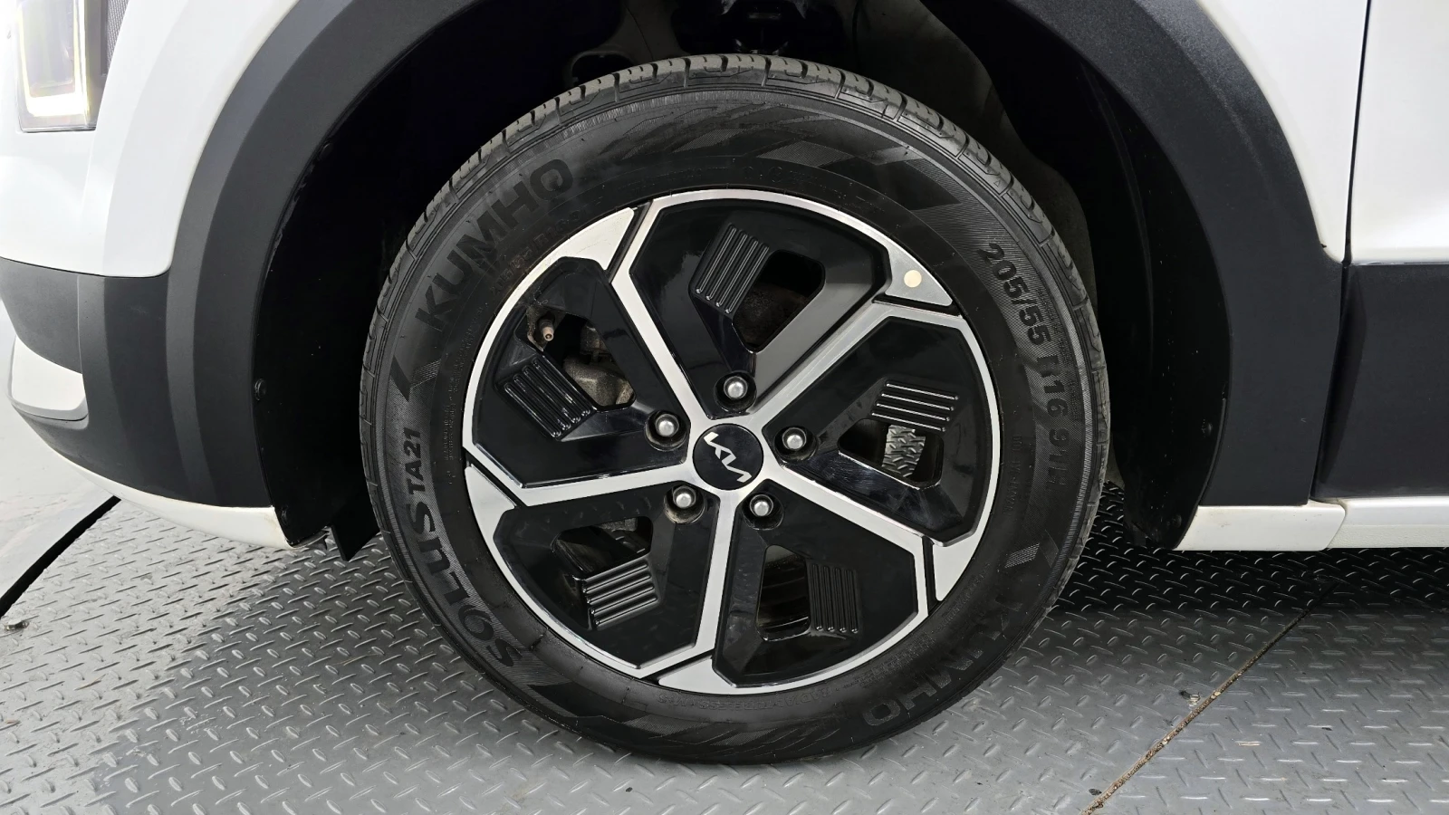 Kia Niro The All New Niro Hybrid Trendy | LED | NAVI , снимка 17 - Автомобили и джипове - 54781937