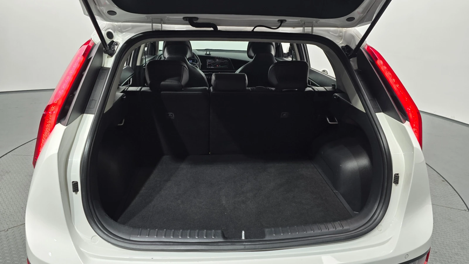 Kia Niro The All New Niro Hybrid Trendy | LED | NAVI , снимка 16 - Автомобили и джипове - 54781937