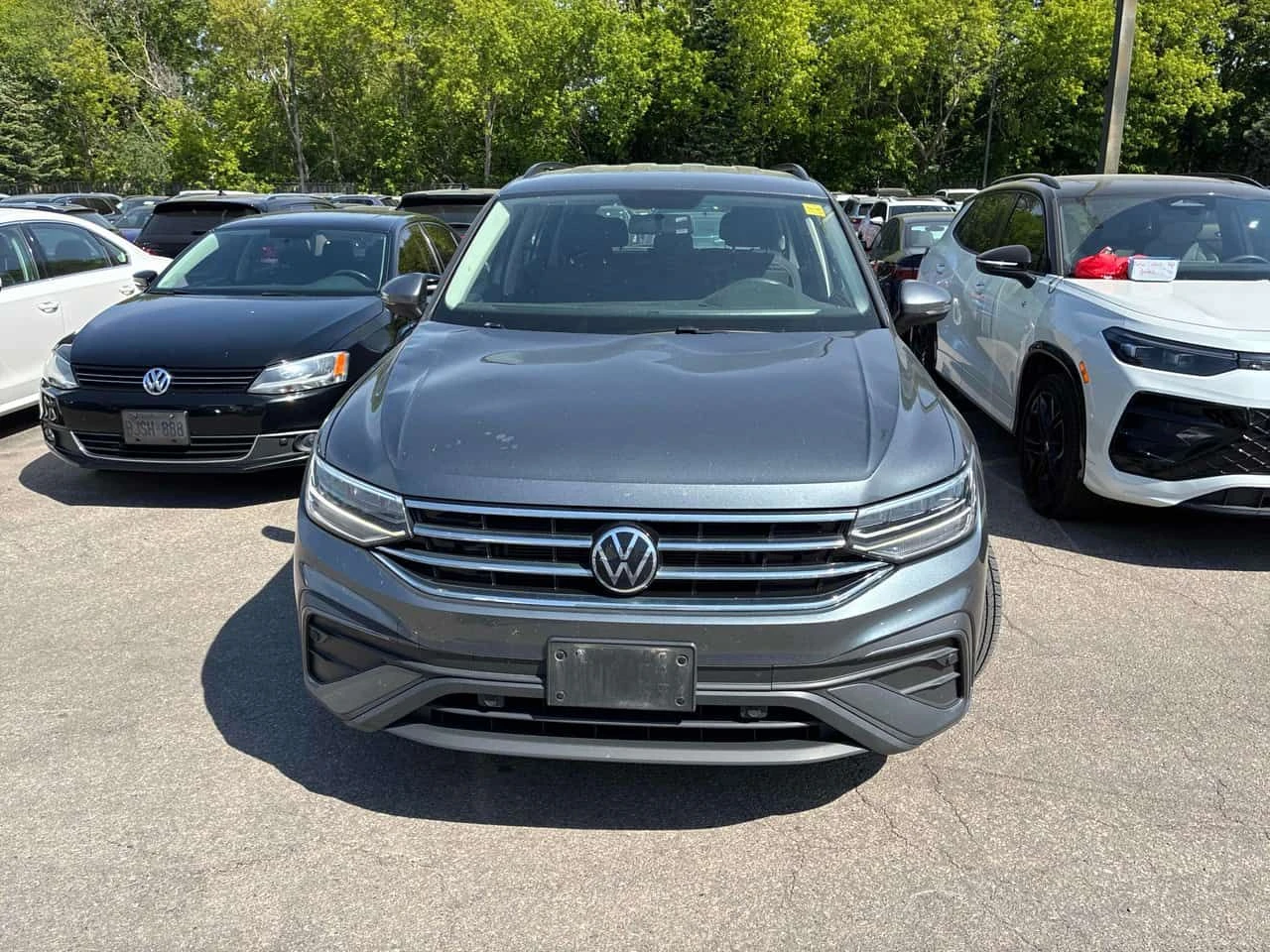 VW Tiguan * Trendline * ГЛАВНО ПРЕДСТАВИТЕЛСТВО* , снимка 5 - Автомобили и джипове - 54791894