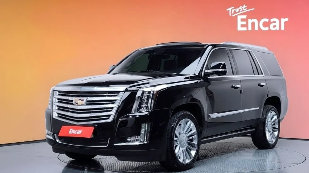 Cadillac Escalade * Обдух* 360* HUD* Масаж* Bose* TV* Hi-Pass* 