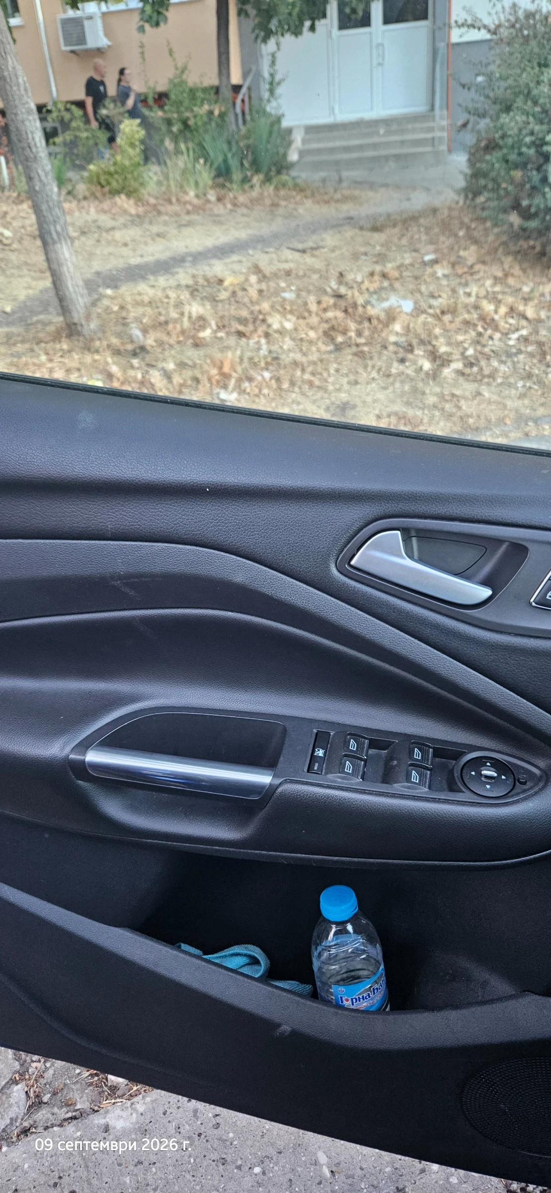 Ford Kuga Titanium, снимка 5 - Автомобили и джипове - 56010668