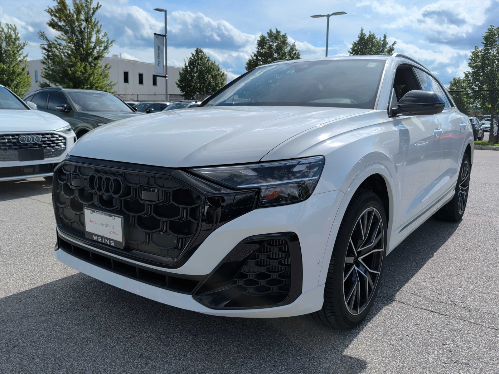 Audi Q8 * Progressiv * BLACK OPTIC* DIS* ОБДУХВАНЕ* 