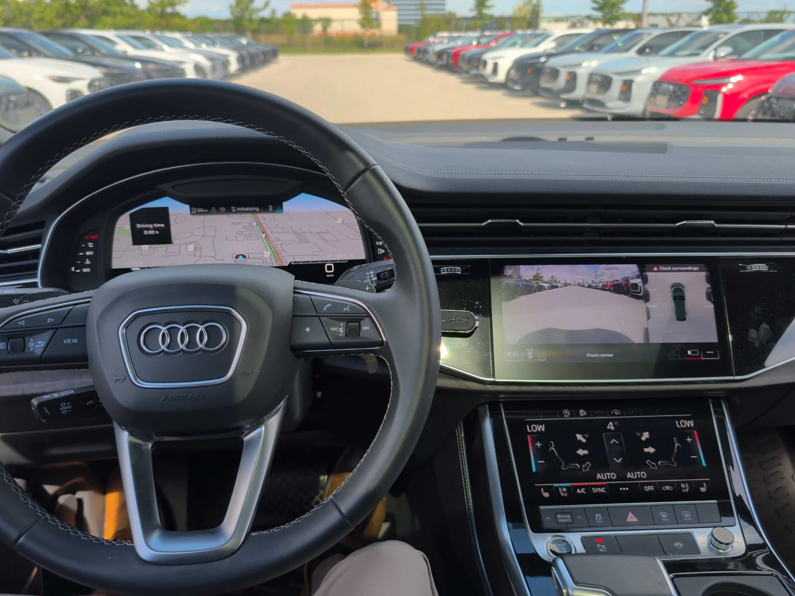 Audi Q8 * Progressiv * BLACK OPTIC* DIS* ОБДУХВАНЕ* , снимка 9 - Автомобили и джипове - 56099066