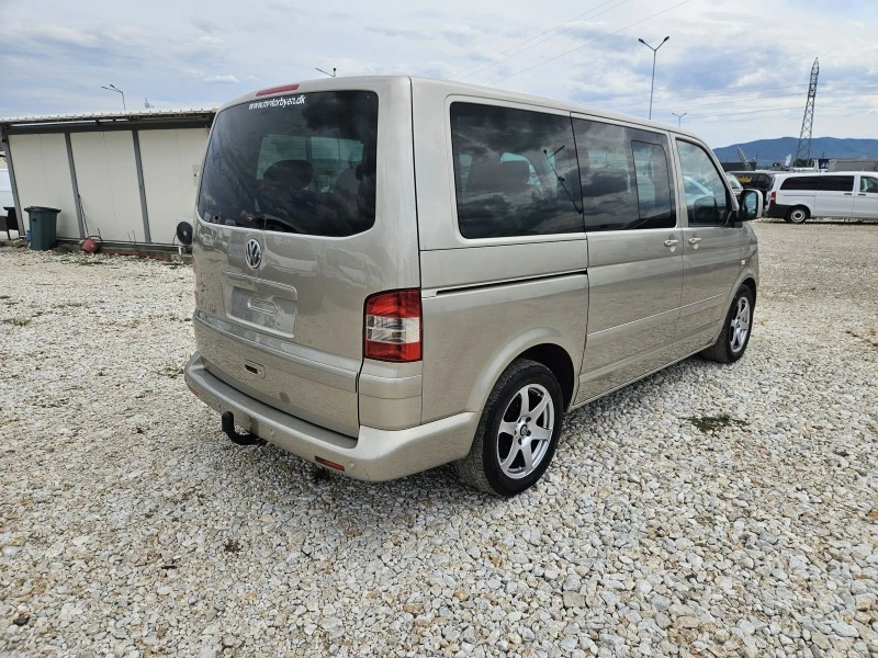 VW Multivan 2.5 TDi, снимка 5 - Бусове и автобуси - 46471605