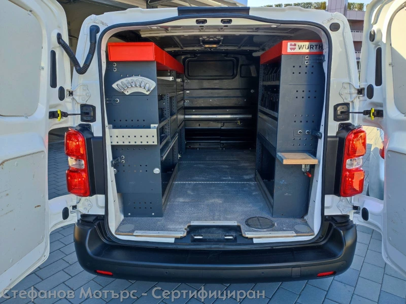 Opel Vivaro Cargo M Edition 1.5 D (120hp) MT6, снимка 11 - Бусове и автобуси - 49586363