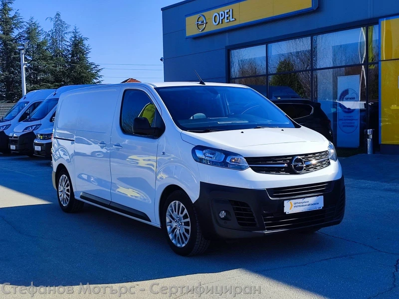 Opel Vivaro Cargo M Edition 1.5 D (120hp) MT6, снимка 3 - Бусове и автобуси - 49586363