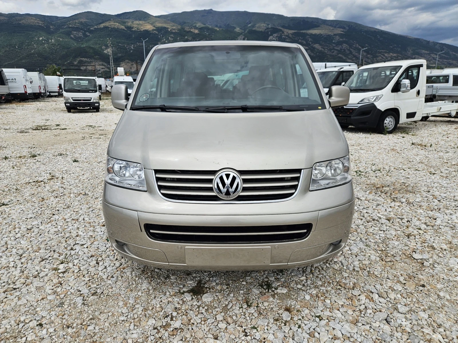 VW Multivan 2.5 TDi - изображение 8