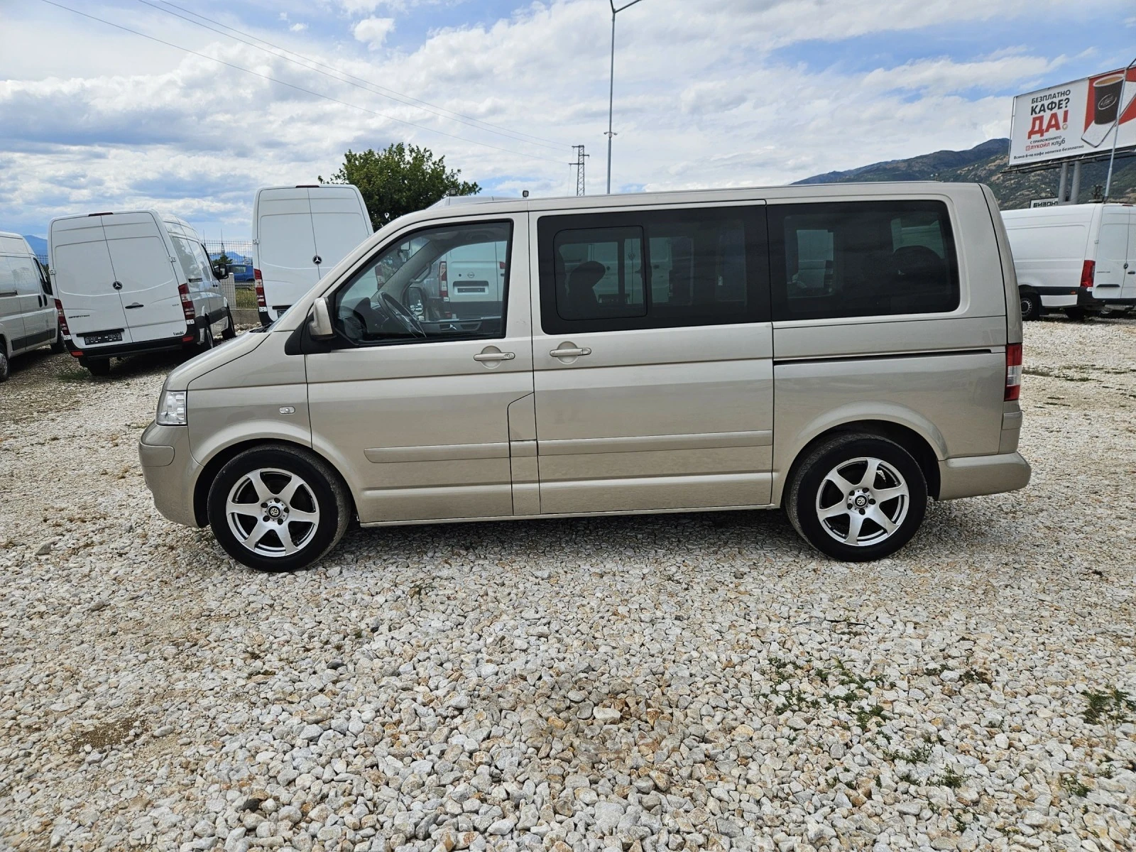 VW Multivan 2.5 TDi - изображение 2