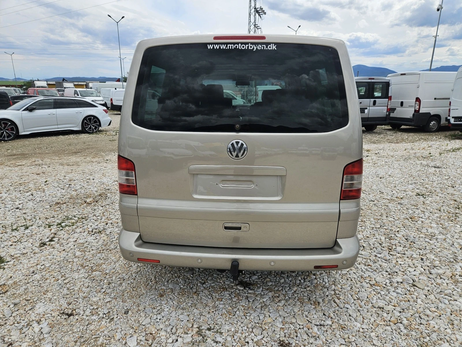 VW Multivan 2.5 TDi - изображение 4