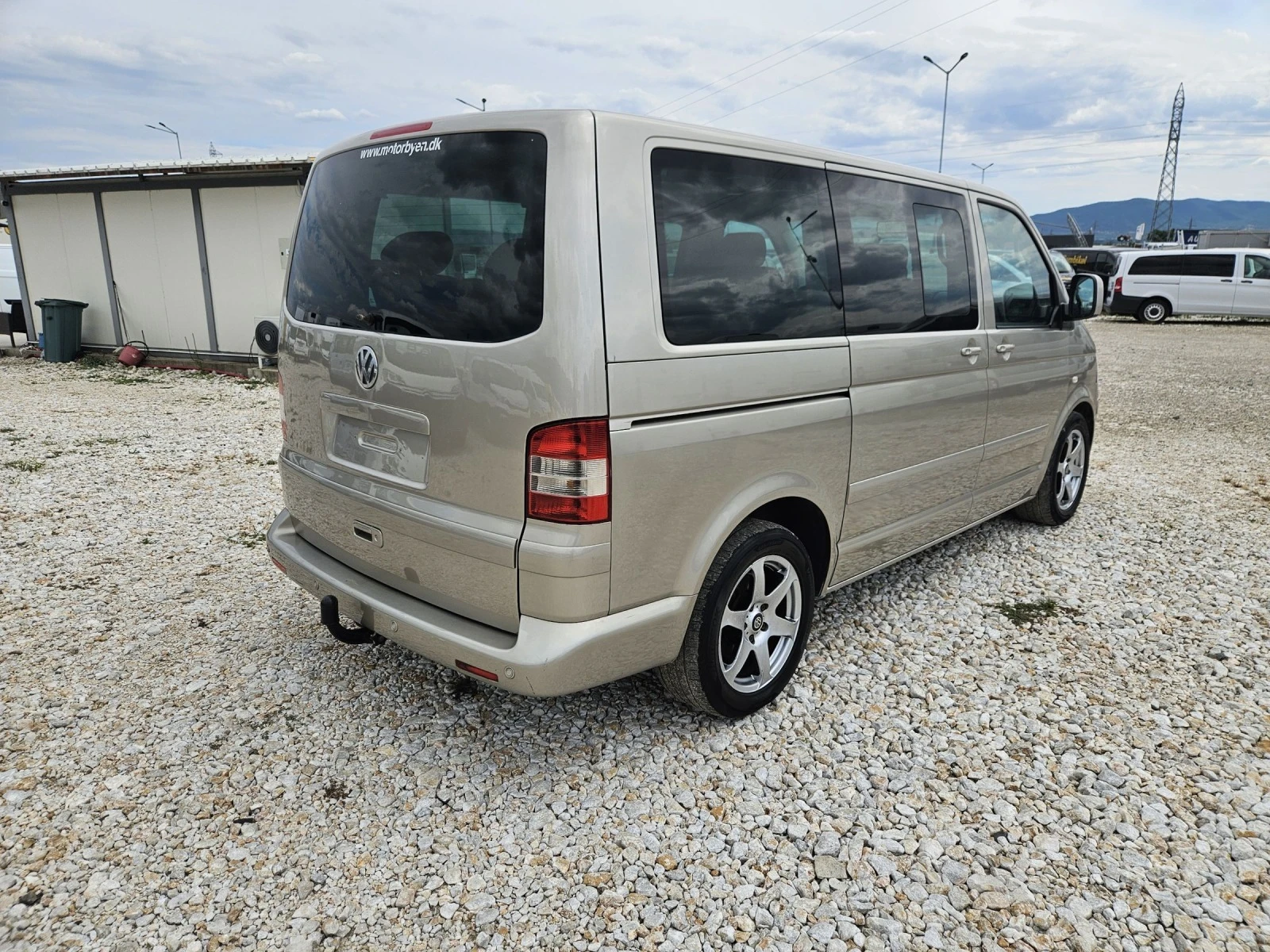 VW Multivan 2.5 TDi - изображение 5