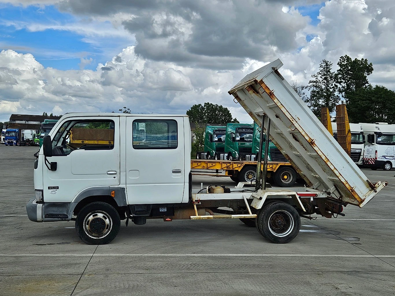 Nissan Capstar L3H2 САМОСВАЛ, снимка 8 - Бусове и автобуси - 54910511