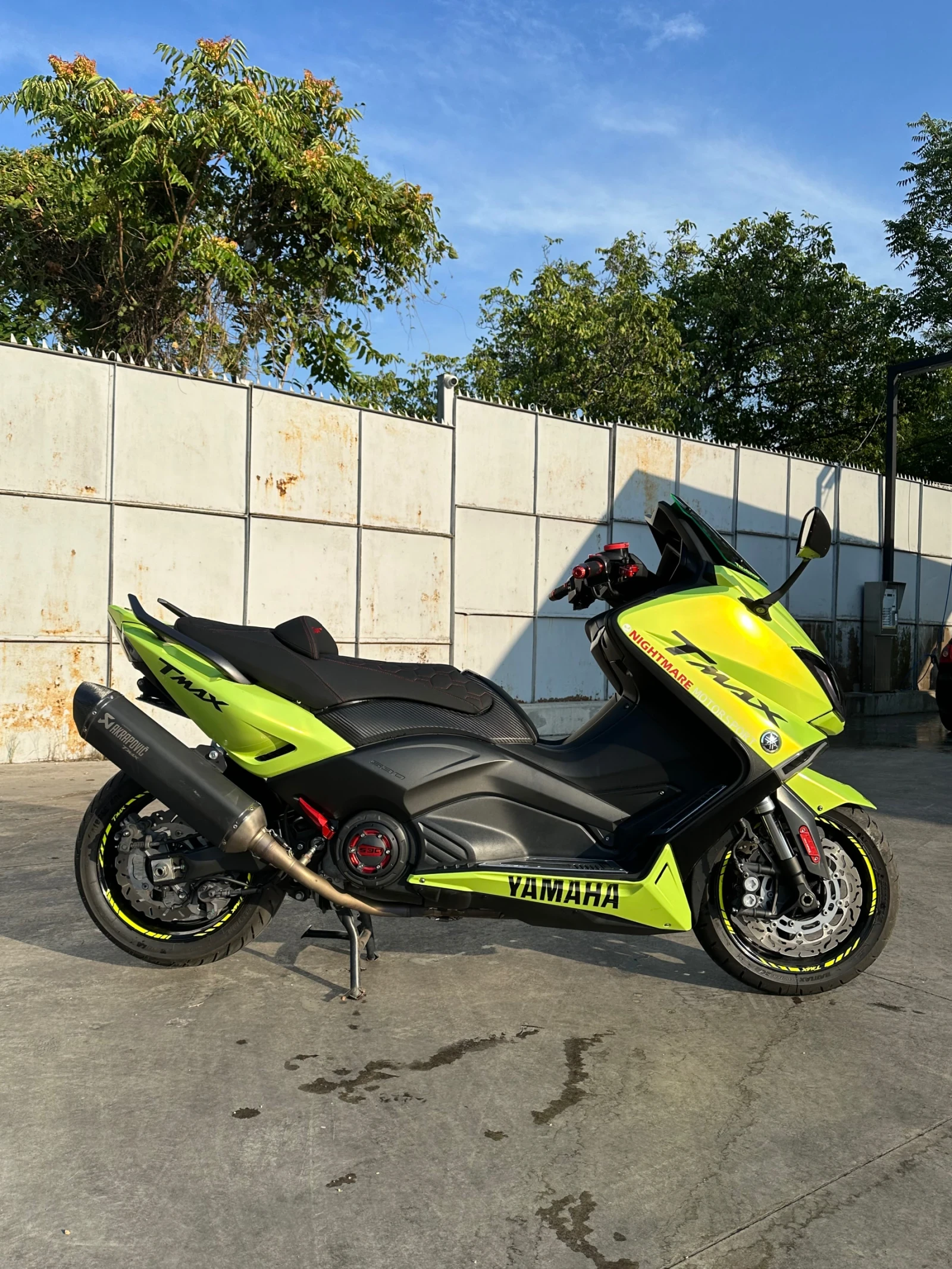 Yamaha T-max 530 KEYLESS! Akrapovic!, снимка 2 - Мотоциклети и мототехника - 55697083