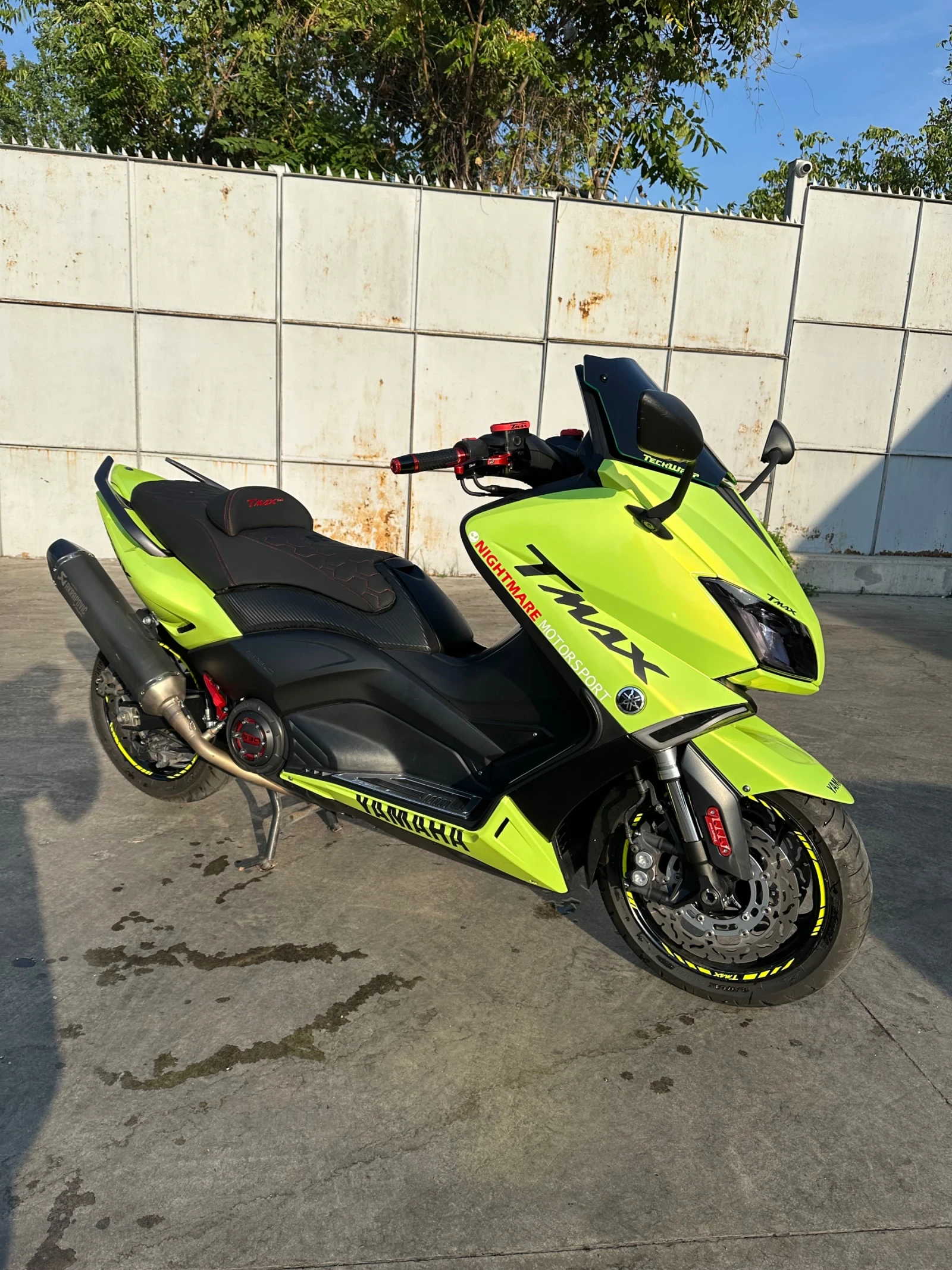 Yamaha T-max 530 KEYLESS! Akrapovic!, снимка 6 - Мотоциклети и мототехника - 55697083