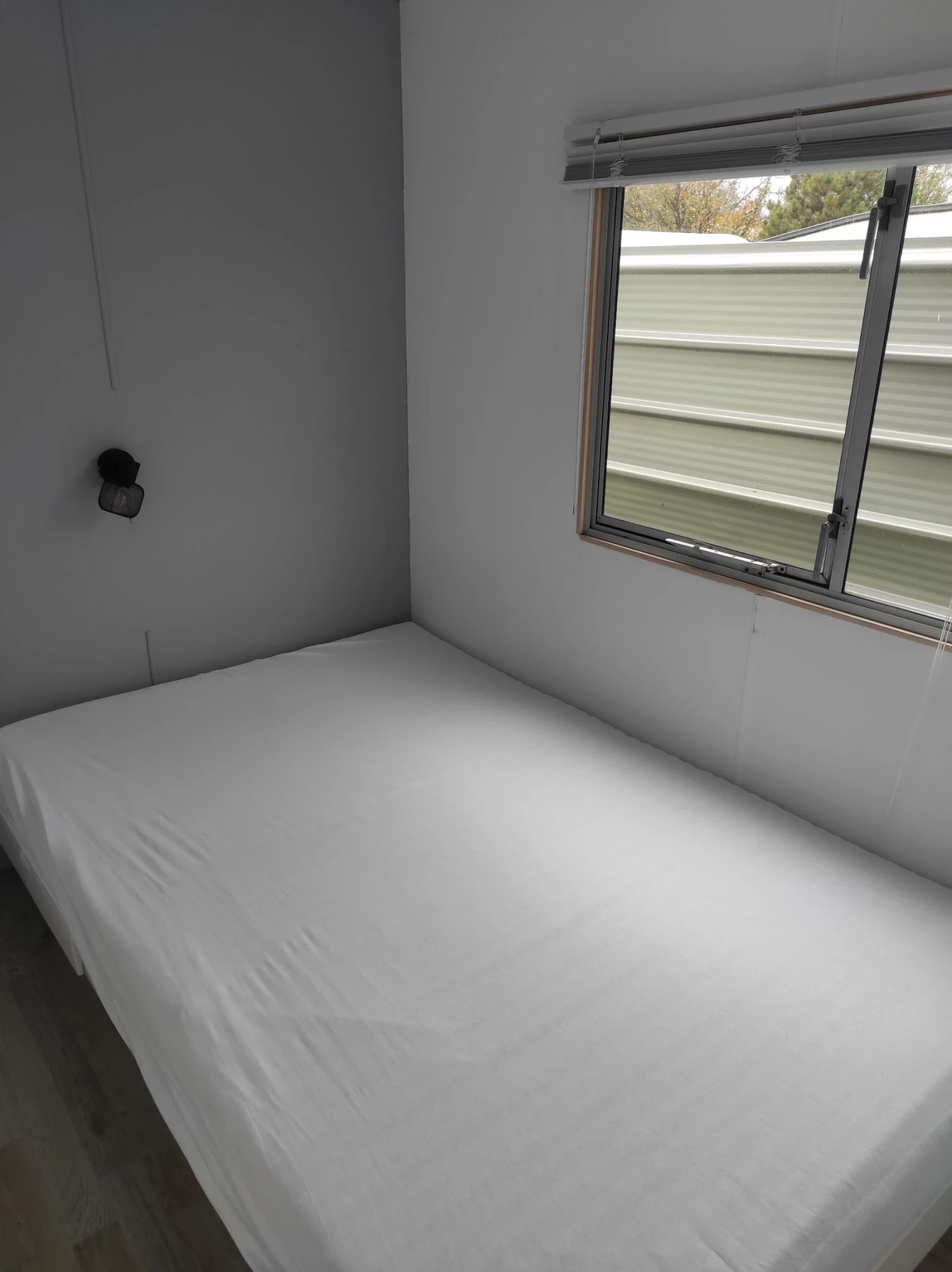 �������� ABI STACARAVAN 900/310 | Mobile.bg � ����������� 11