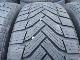 Гуми Зимни 215/65R16, снимка 2 - Гуми и джанти - 43698333