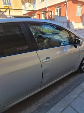 Toyota Auris, снимка 11