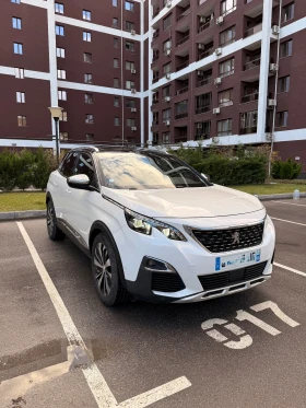 Peugeot 3008 GT/FullLED/KeyGO/Pano/Assist/360