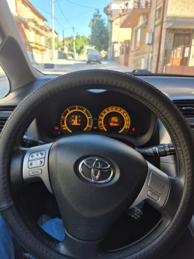 Toyota Auris | Mobile.bg � ����� ������ 10