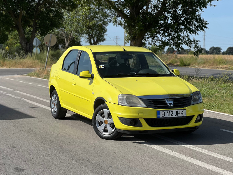 Dacia Logan 1.2 газ/клима, снимка 1 - Автомобили и джипове - 46431783