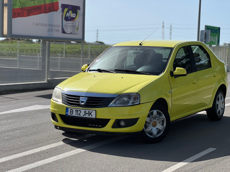 Dacia Logan 1.2 газ/клима, снимка 3 - Автомобили и джипове - 46431783