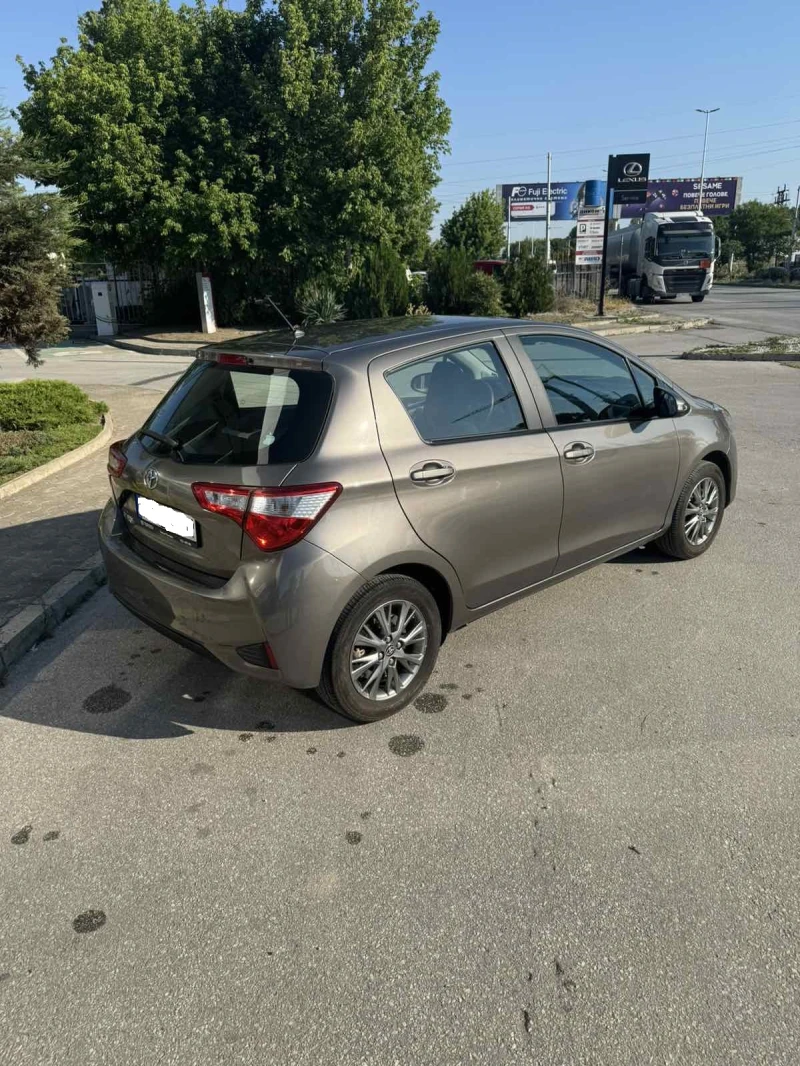 Toyota Yaris 1.5 Luna, снимка 2 - Автомобили и джипове - 47068328