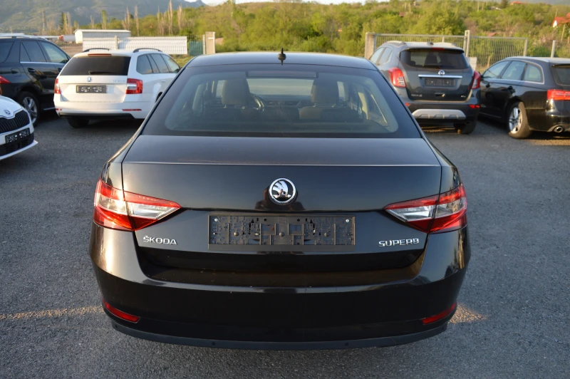 Skoda Superb 2.0TDI-DSG-FULL EKSTRI, снимка 6 - Автомобили и джипове - 47951781