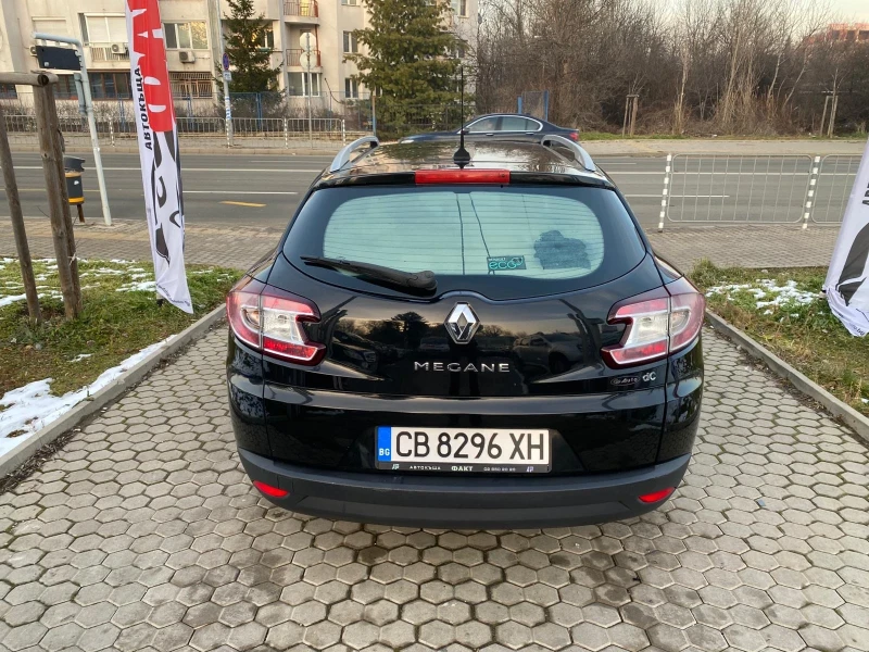 Renault Megane 1.5dCi/NAVI, снимка 5 - Автомобили и джипове - 48517341