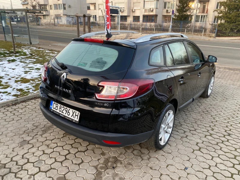 Renault Megane 1.5dCi/NAVI, снимка 4 - Автомобили и джипове - 48517341