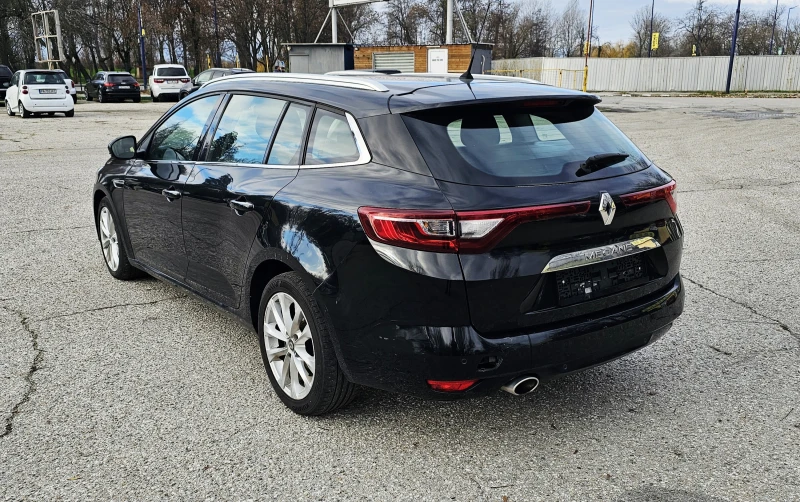 Renault Megane 1.5, снимка 6 - Автомобили и джипове - 52242583