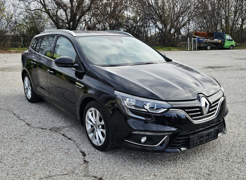 Renault Megane 1.5, снимка 3 - Автомобили и джипове - 52242583